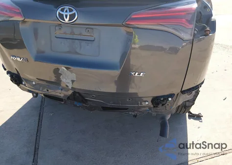 2017 Toyota Rav4 Xle из США, поврежденный, VIN JTMWFREV1HJ106450